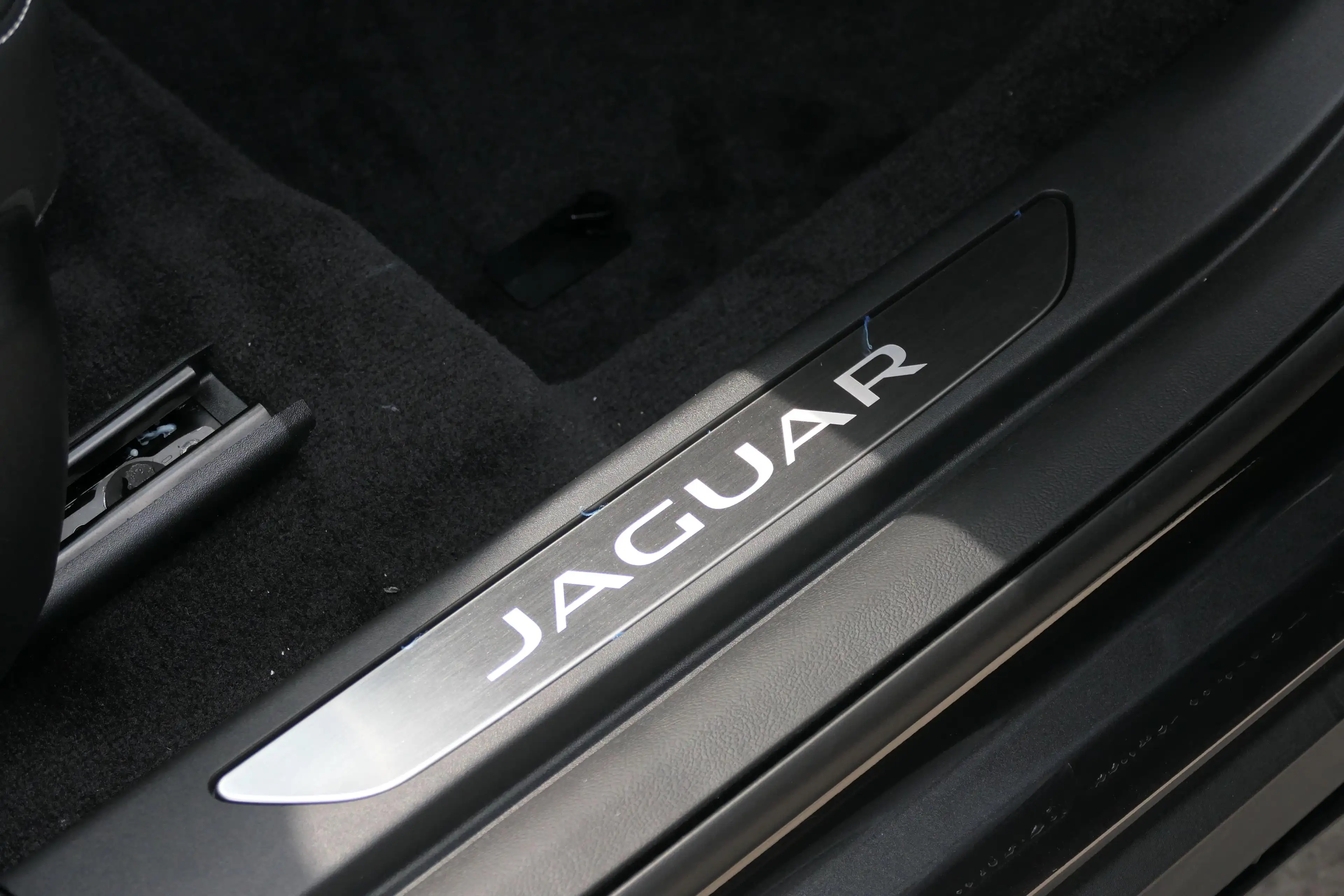 Jaguar I-Pace EV400 R-Dynamic SE AWD Auto. 2 — photo 12