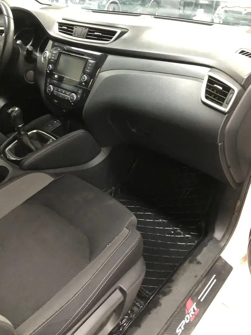 Nissan Qashqai Qashqai 1300 3 DIG-T Blanc - 2