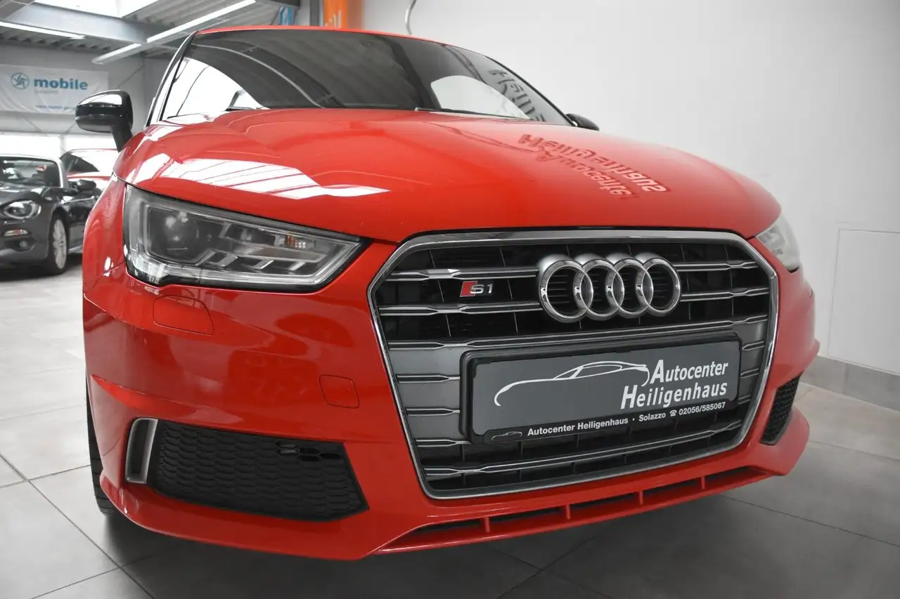 Audi S1