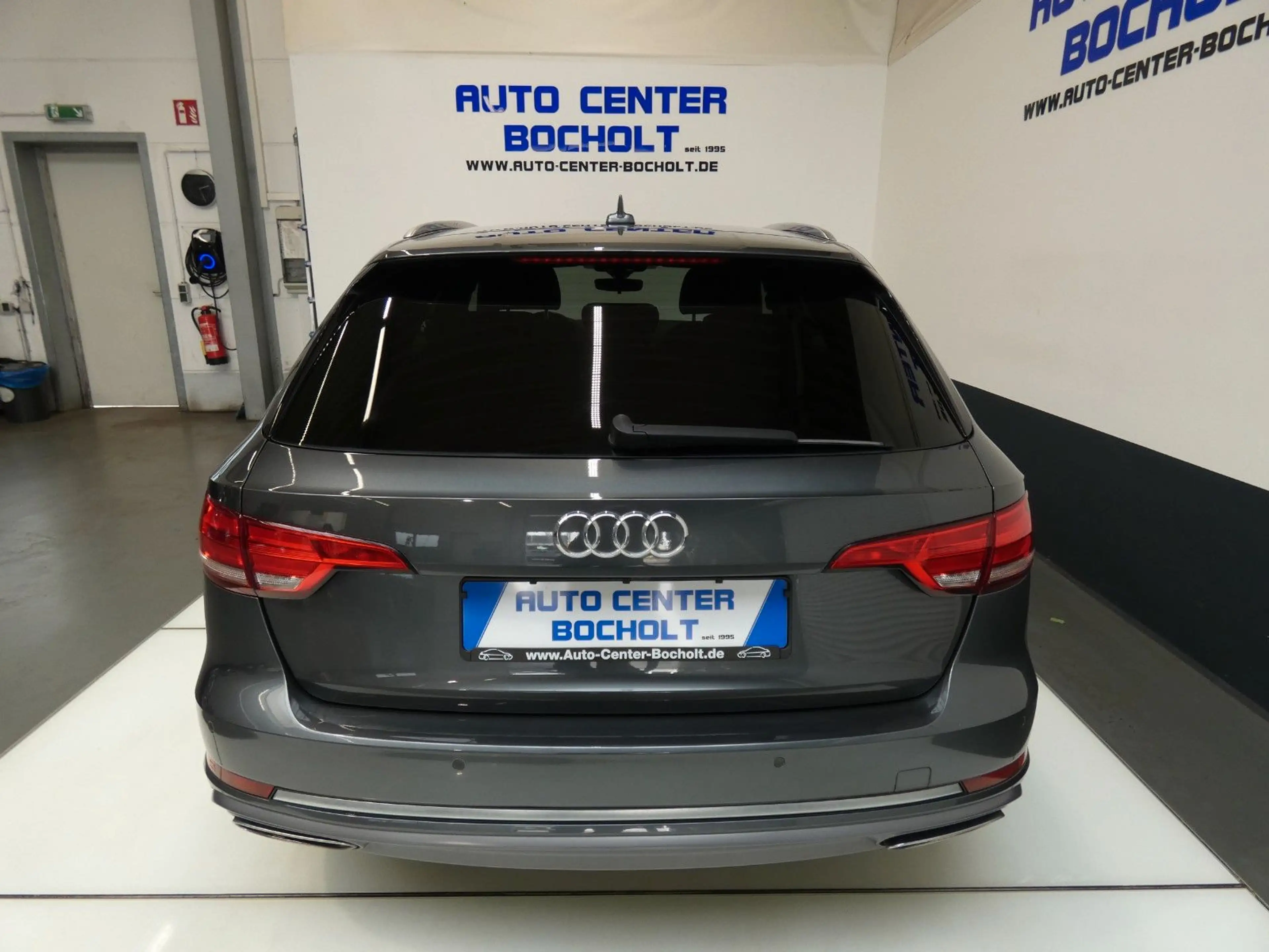 Audi A4 Avant 40 TFSI S line Sport / Plus*NaviMMi — photo 2