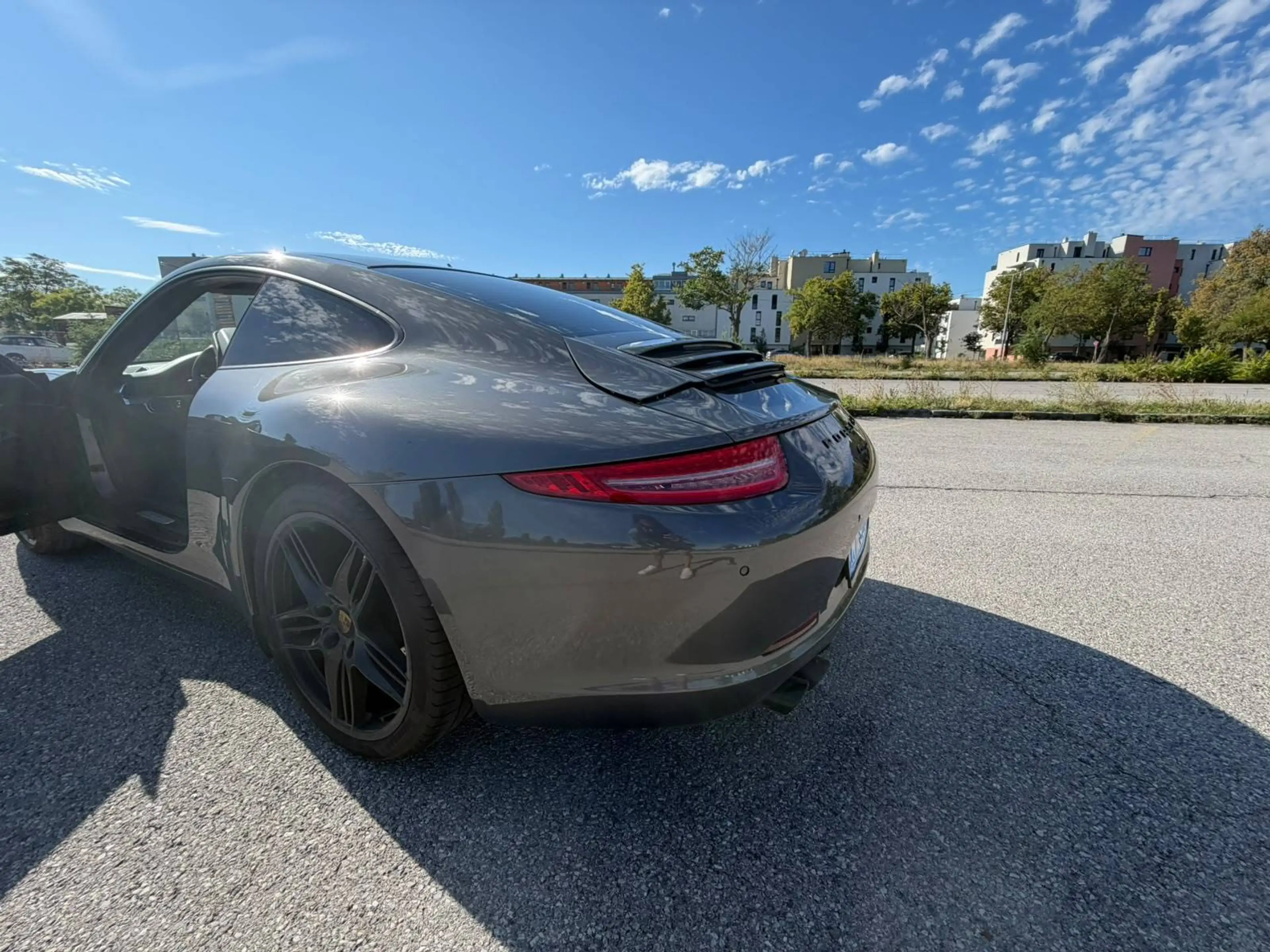 Porsche 991 Carrera — photo 15
