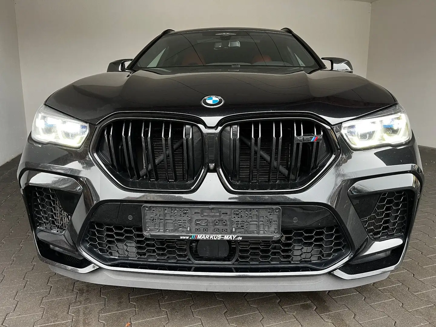 BMW X6 M Comp dt. Fahrz Pano DAProf Laser B&W AHK Schwarz - 2