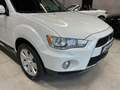 Mitsubishi Outlander Motion 4WD Teilleder Xenon Sitzh. Weiß - thumbnail 22