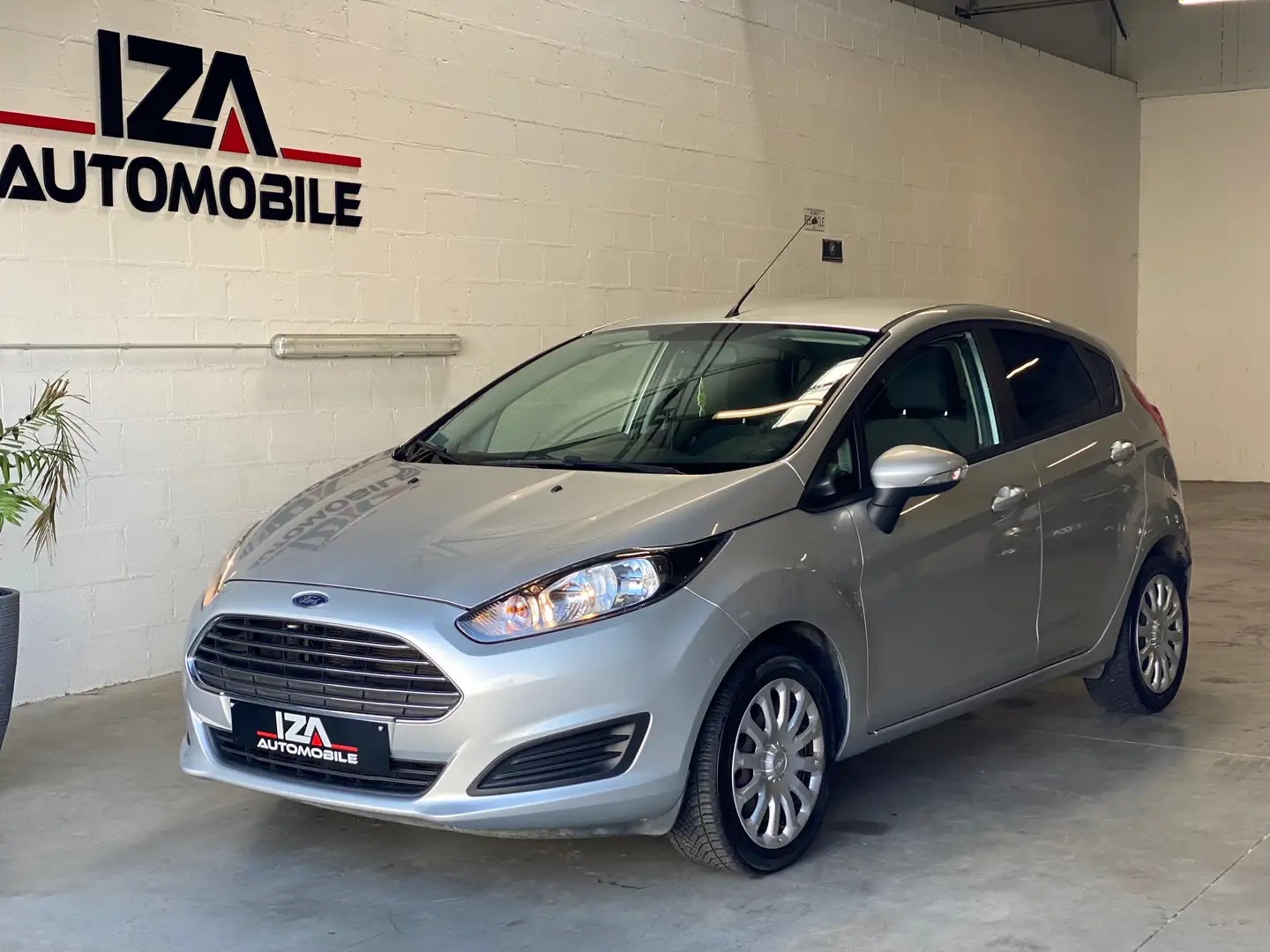 Ford Fiesta 1.0 Trend/ Garantie 12 Mois/ Gris - 1