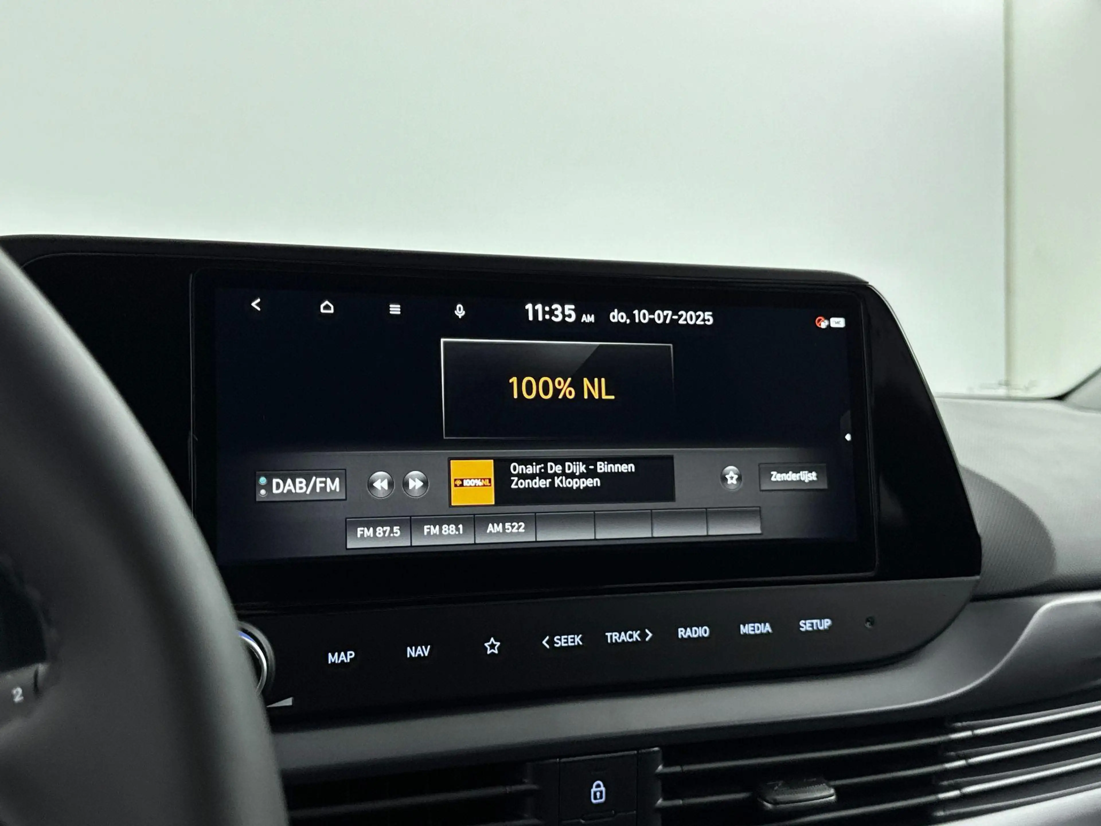 Hyundai BAYON 1.0 T-GDI PREMIUM | TWO TONE | CLIMA | STOEL- & ST — photo 13