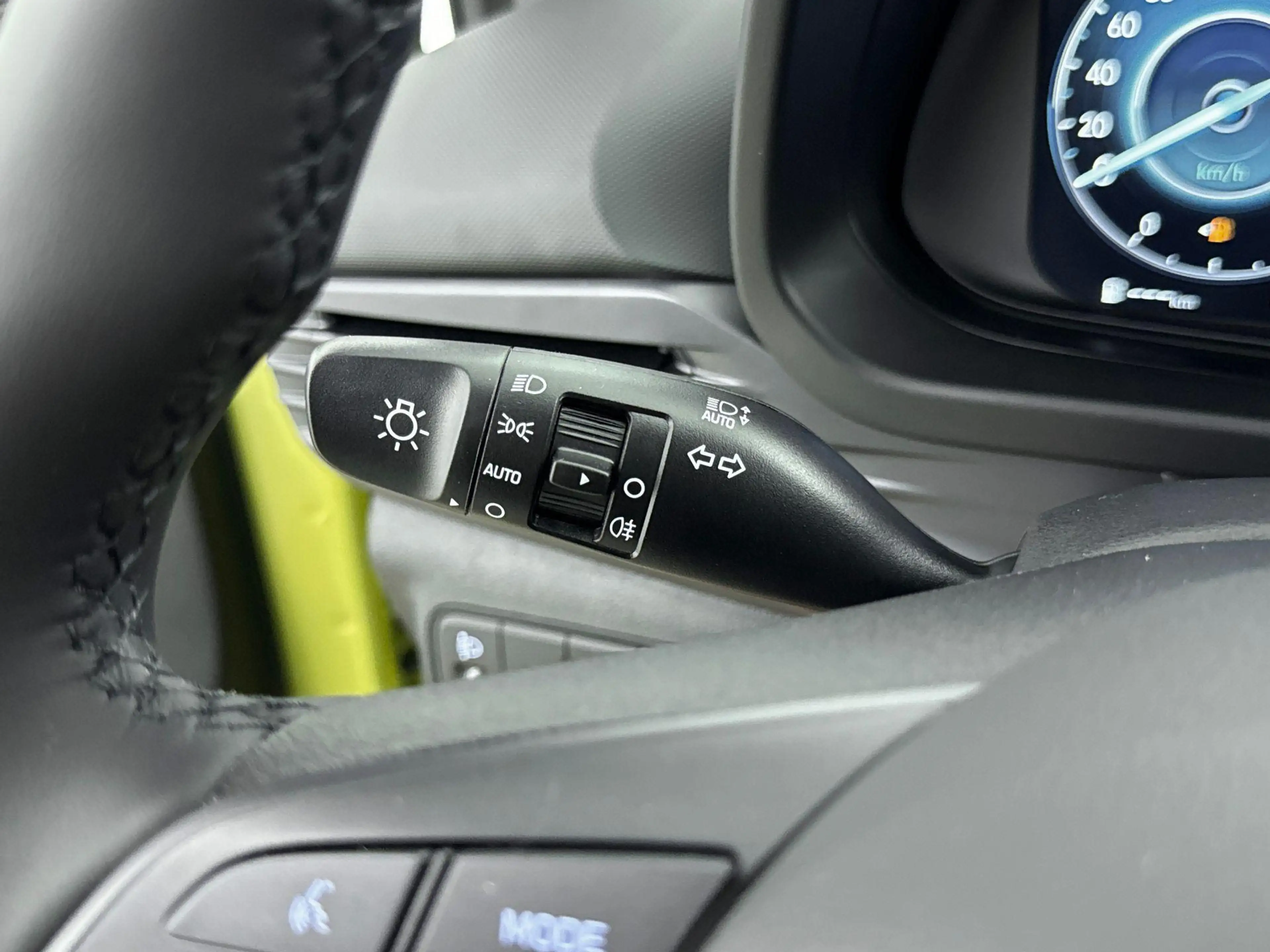 Hyundai BAYON 1.0 T-GDI PREMIUM | TWO TONE | CLIMA | STOEL- & ST — photo 15
