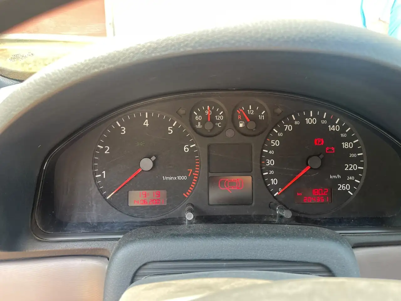 Audi A4 1.6, foto 7