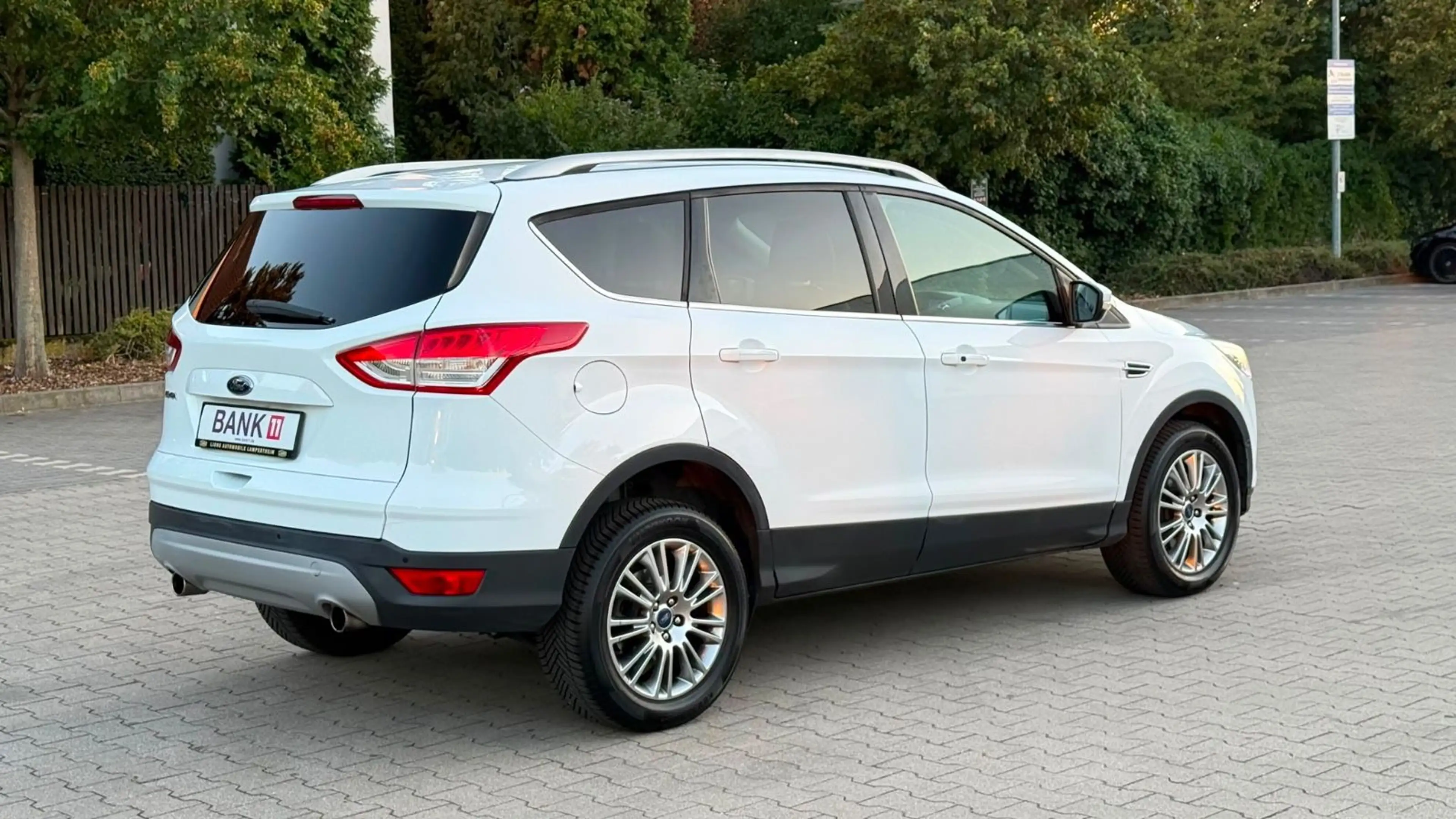 Ford Kuga Titanium/TÜV NEU/PDC/SHZ/ALLWETTER/GARANTIE — photo 12