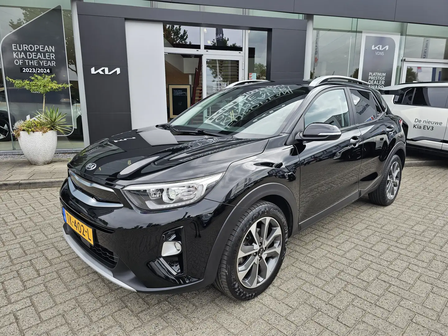 Kia Stonic 1.0 T-GDi DynamicLine Navigatie | Climate | 17 Inc Zwart - 1