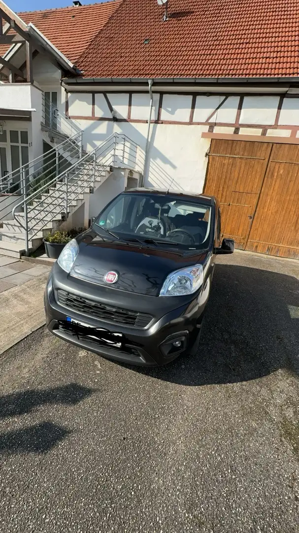 Fiat Qubo 1.4 8V Lounge * TÜV NEU* Černá - 1