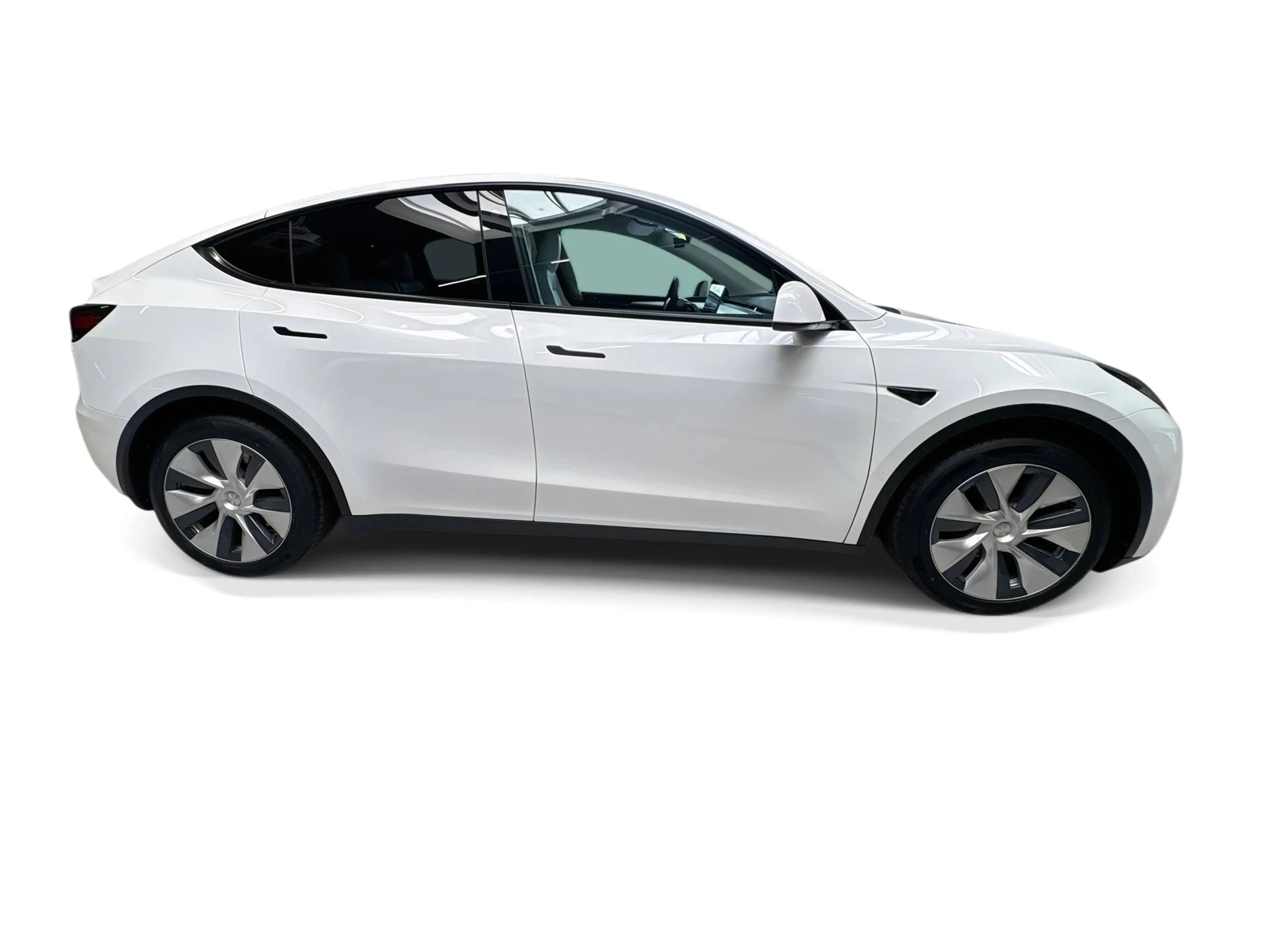 Tesla Model Y RWD/Certified Pre Owned — photo 11