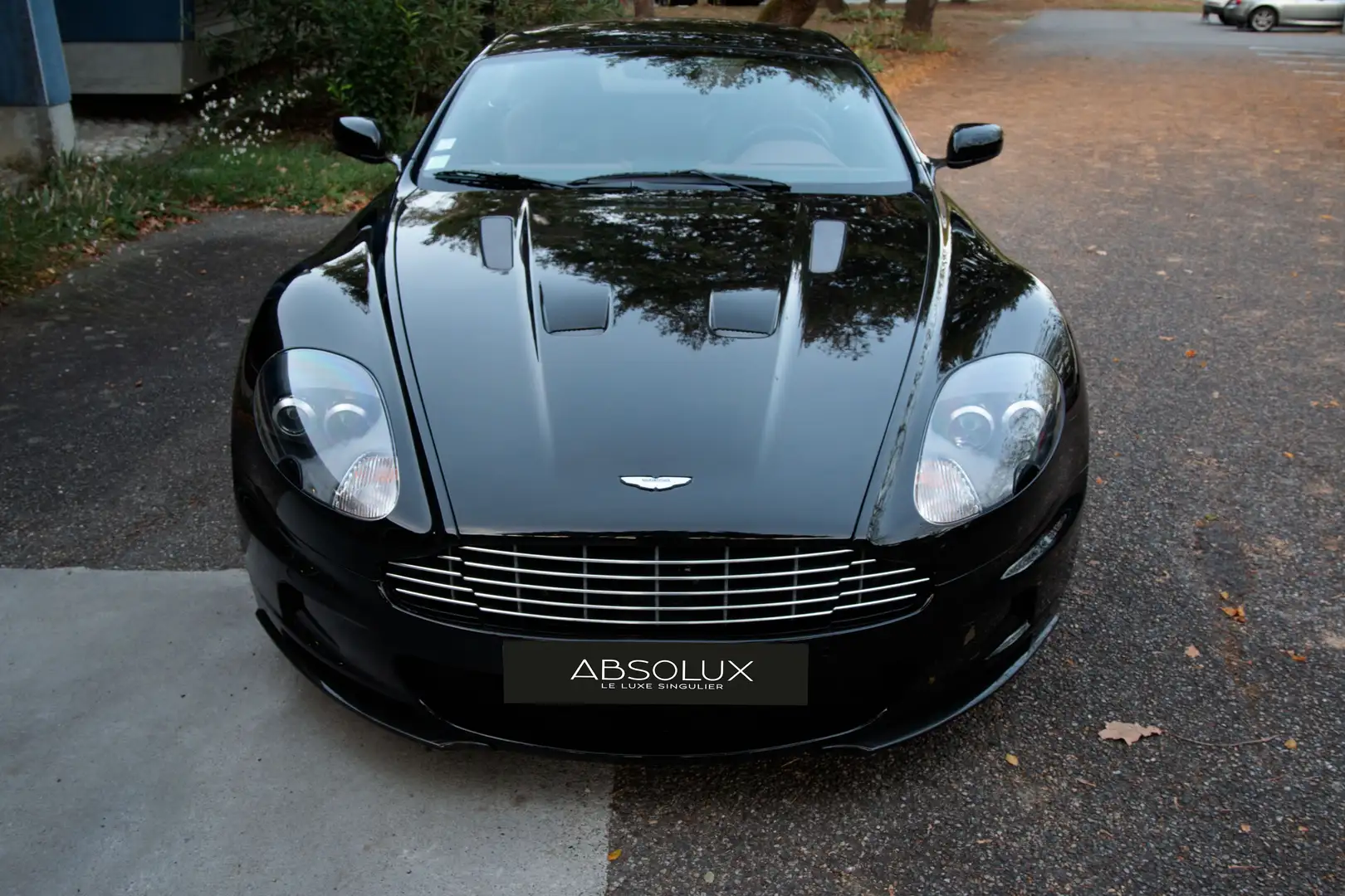 Aston Martin DBS Coupé Чорний - 2