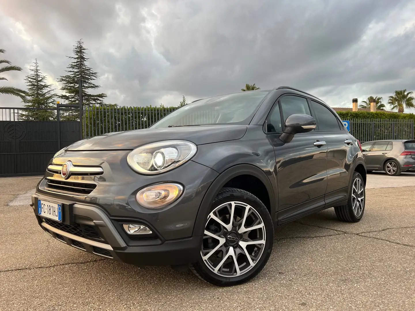 Fiat 500X 500 X 2.0 mjt Cross Plus 4x4 140cv AT9 Grau - 1