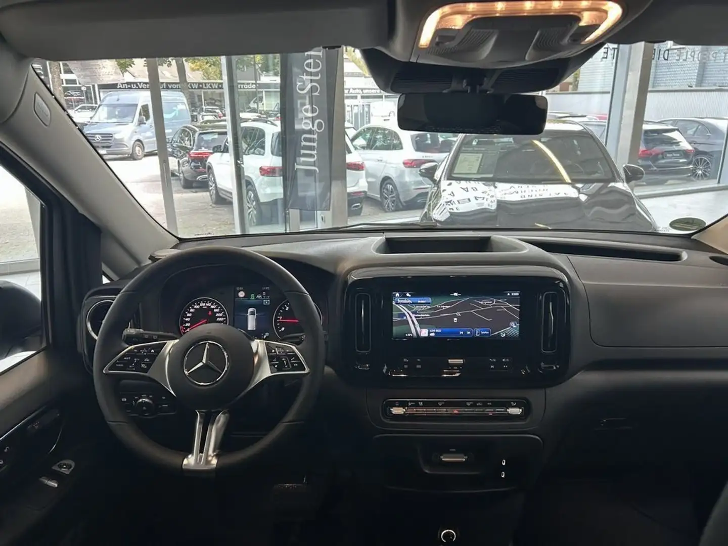Mercedes-Benz Vito 2.0 114 CDI  Tourer Extra-Long Argento - 1