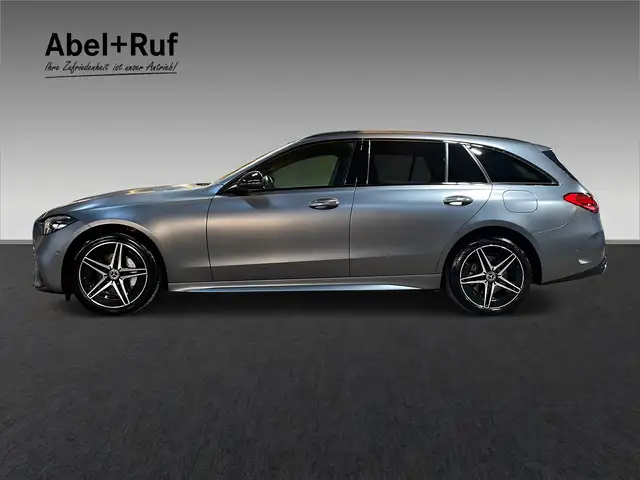 Mercedes-Benz C-Class view 5