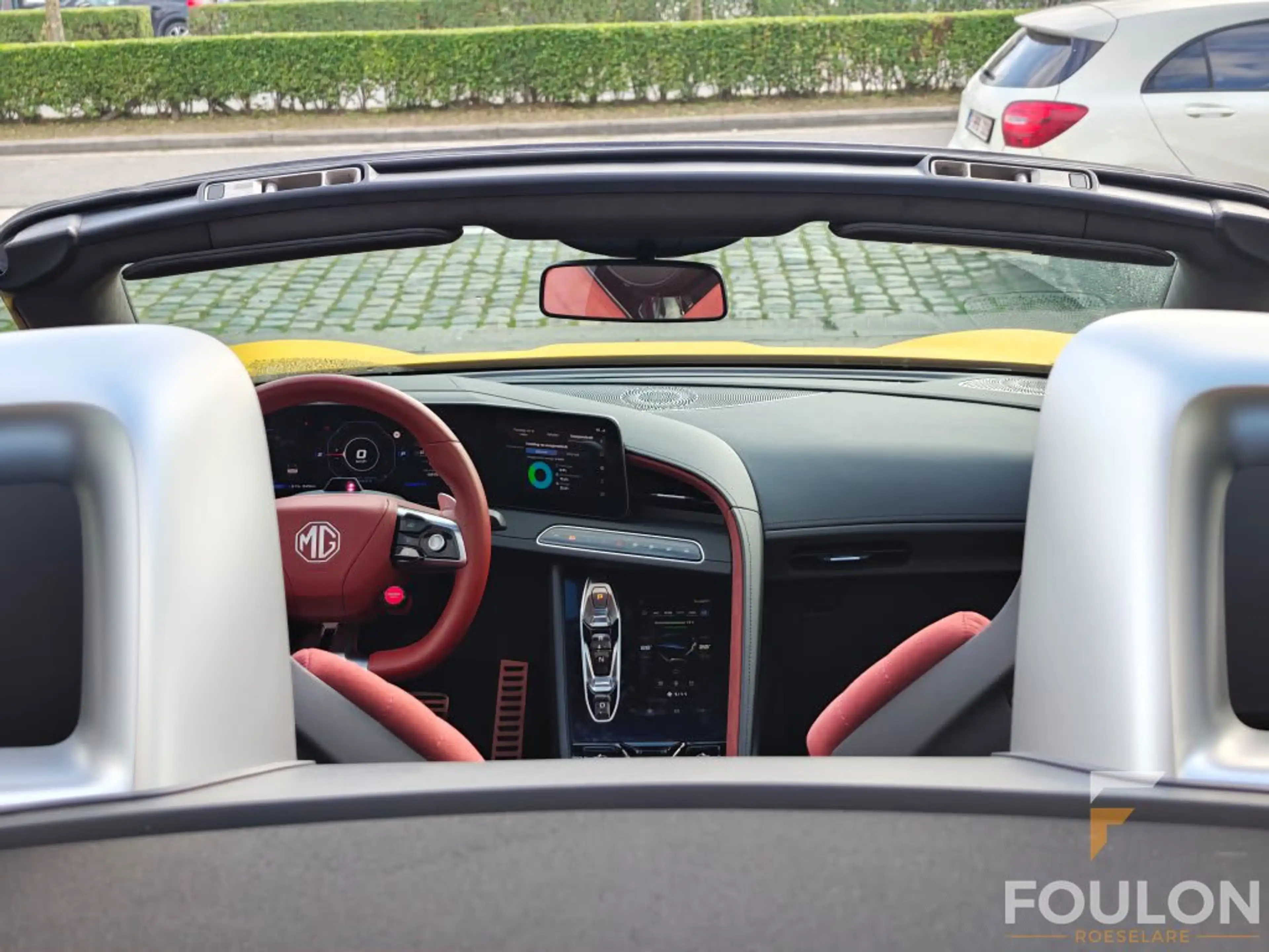 MG Cyberster 77 kWh GT — photo 11