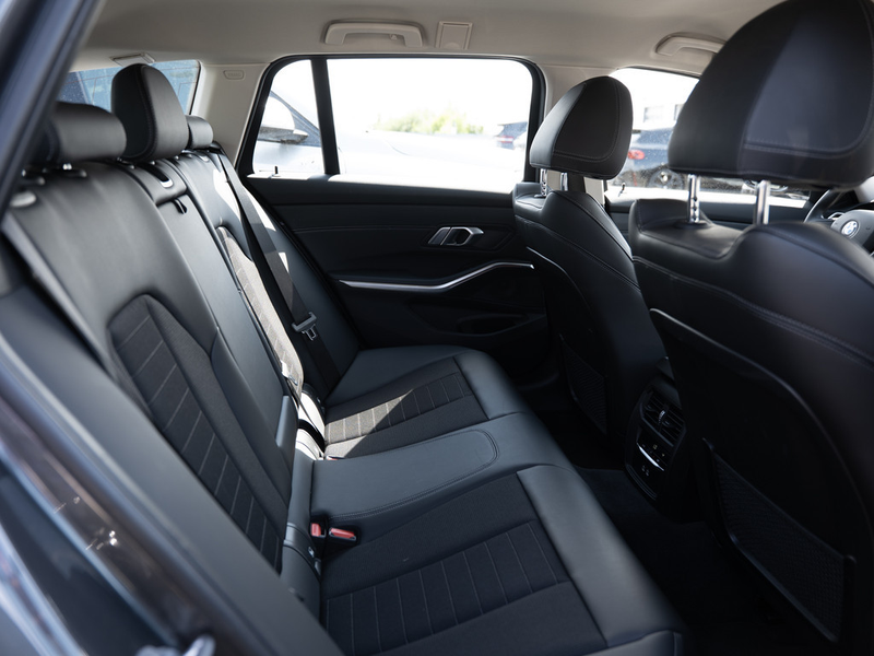 BMW 320 d Touring Sport Line LED ACC W-LAN NAVI — photo 9