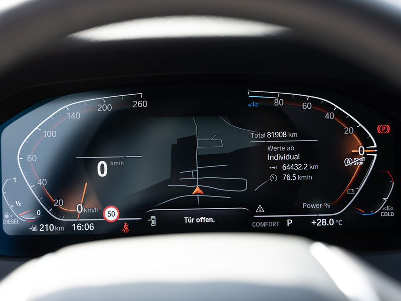 BMW 320 d Touring Sport Line LED ACC W-LAN NAVI — photo 15