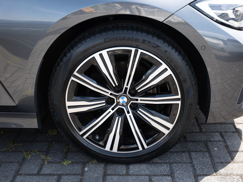 BMW 320 d Touring Sport Line LED ACC W-LAN NAVI — photo 10