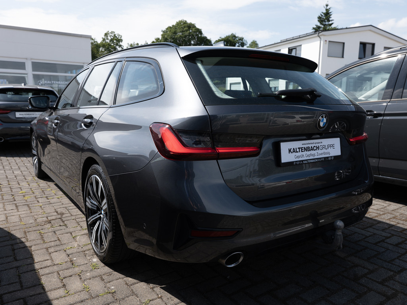 BMW 320 d Touring Sport Line LED ACC W-LAN NAVI — photo 7
