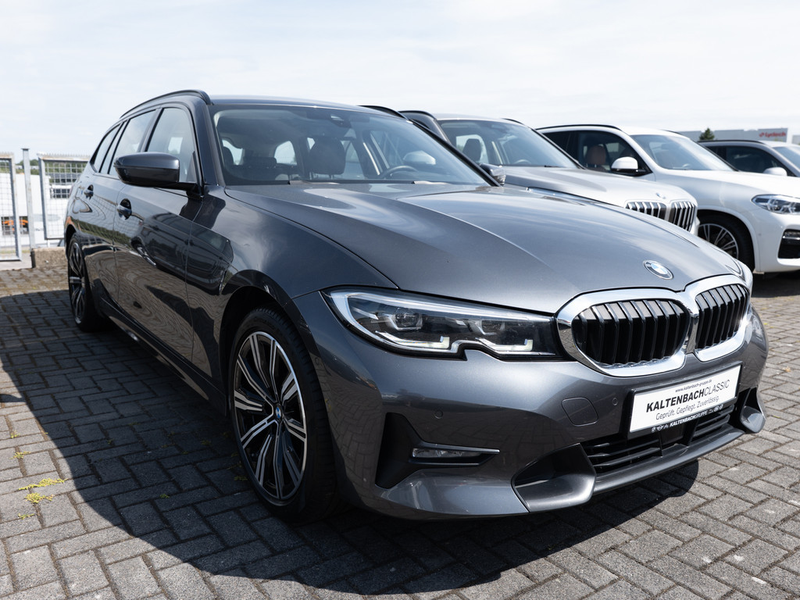 BMW 320 d Touring Sport Line LED ACC W-LAN NAVI — photo 4