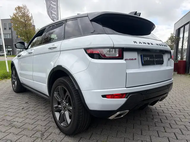 Land Rover Range Rover Evoque view 2