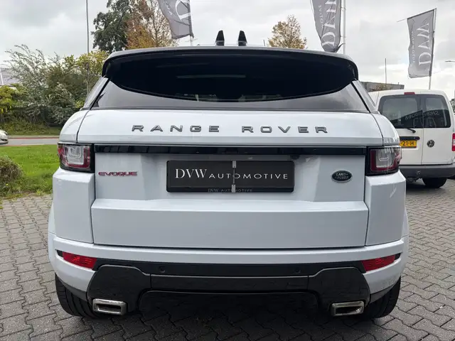 Land Rover Range Rover Evoque view 3