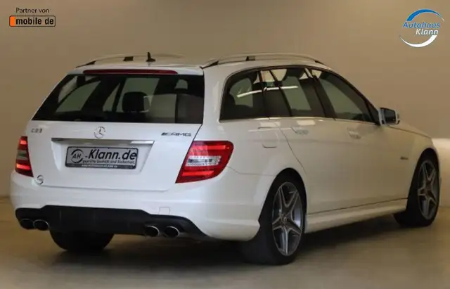 Mercedes-Benz C 63 Amg view 5