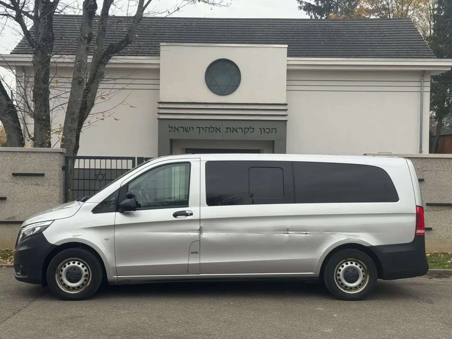 Mercedes-Benz Vito Tourer 116 CDI Pro extralang Silber - 2