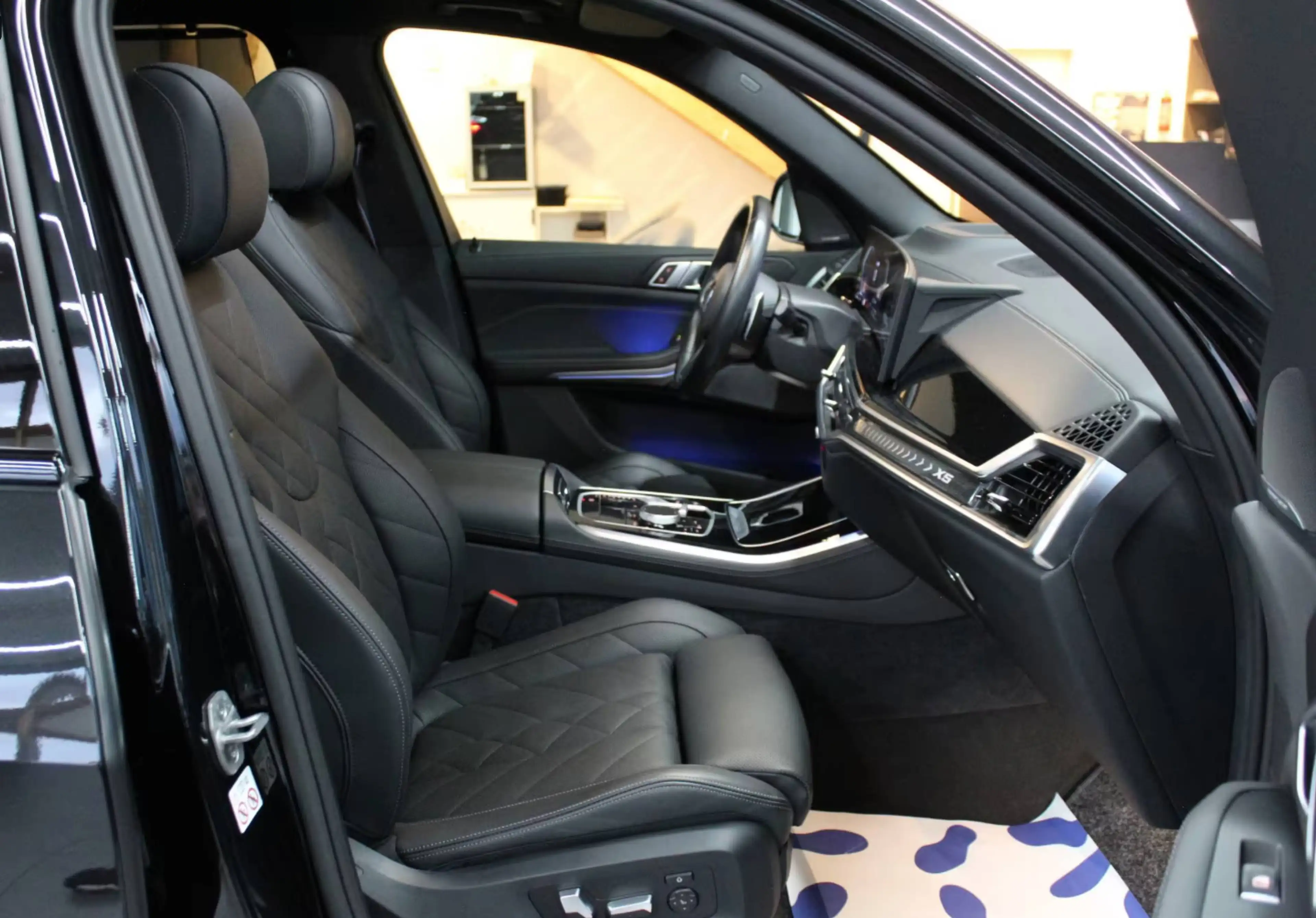 BMW X5 40 d xDrive M Sport — photo 11