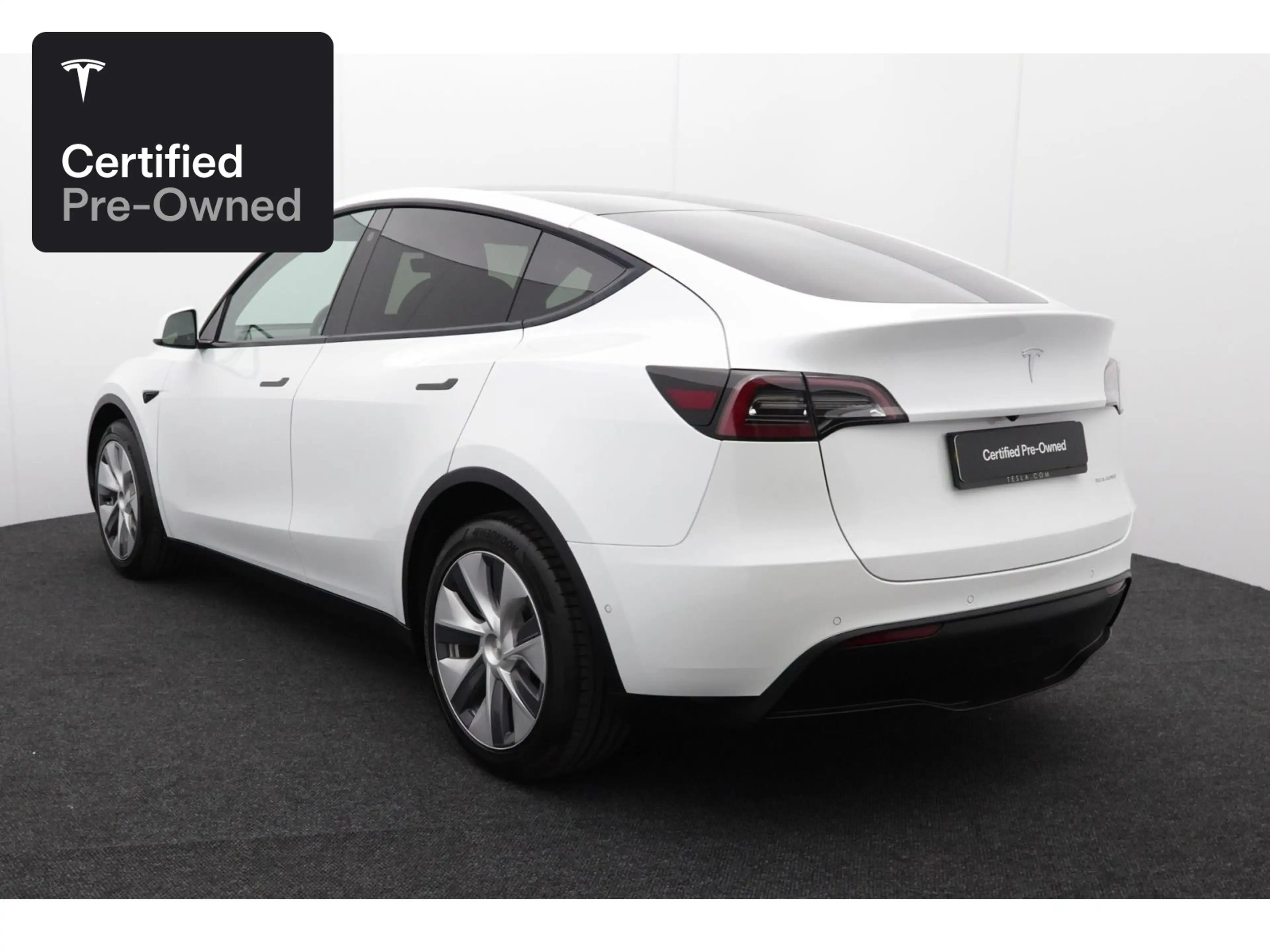 Tesla Model Y Long Range AWD "Certified Pre-Owned" — photo 6