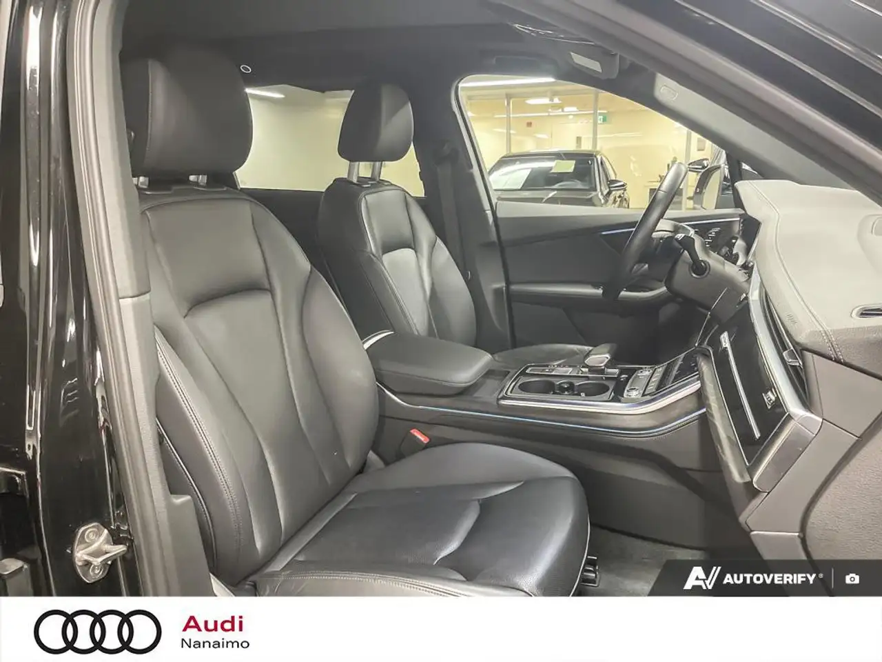 Audi Q7 photo Audi Q7