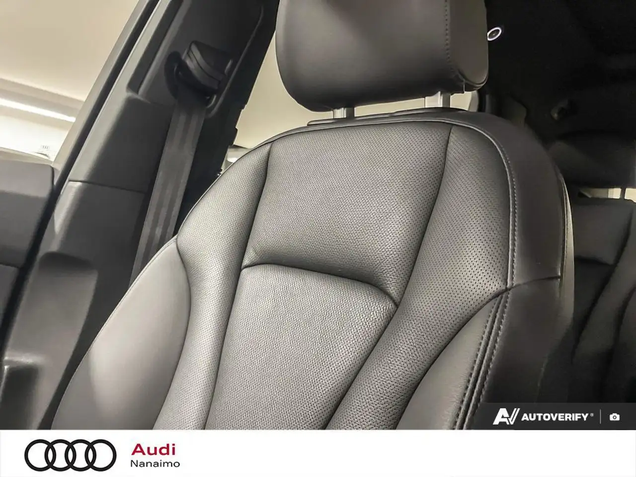 Audi Q7 photo Audi Q7