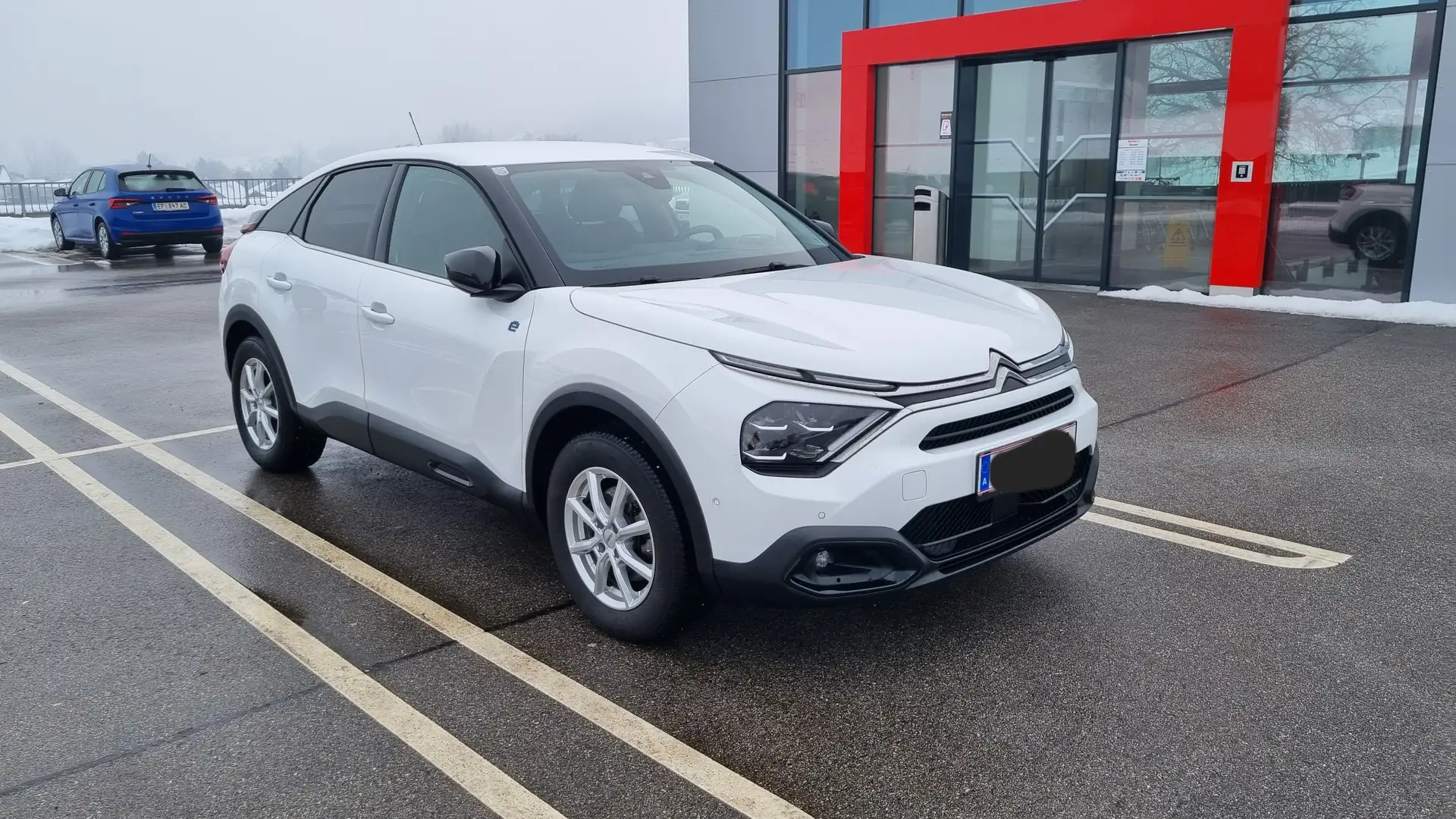 Citroen C4 e-C4 136 50kWh Shine Shine Weiß - 1