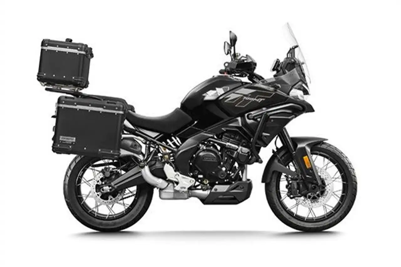 Cfmoto 700 MT