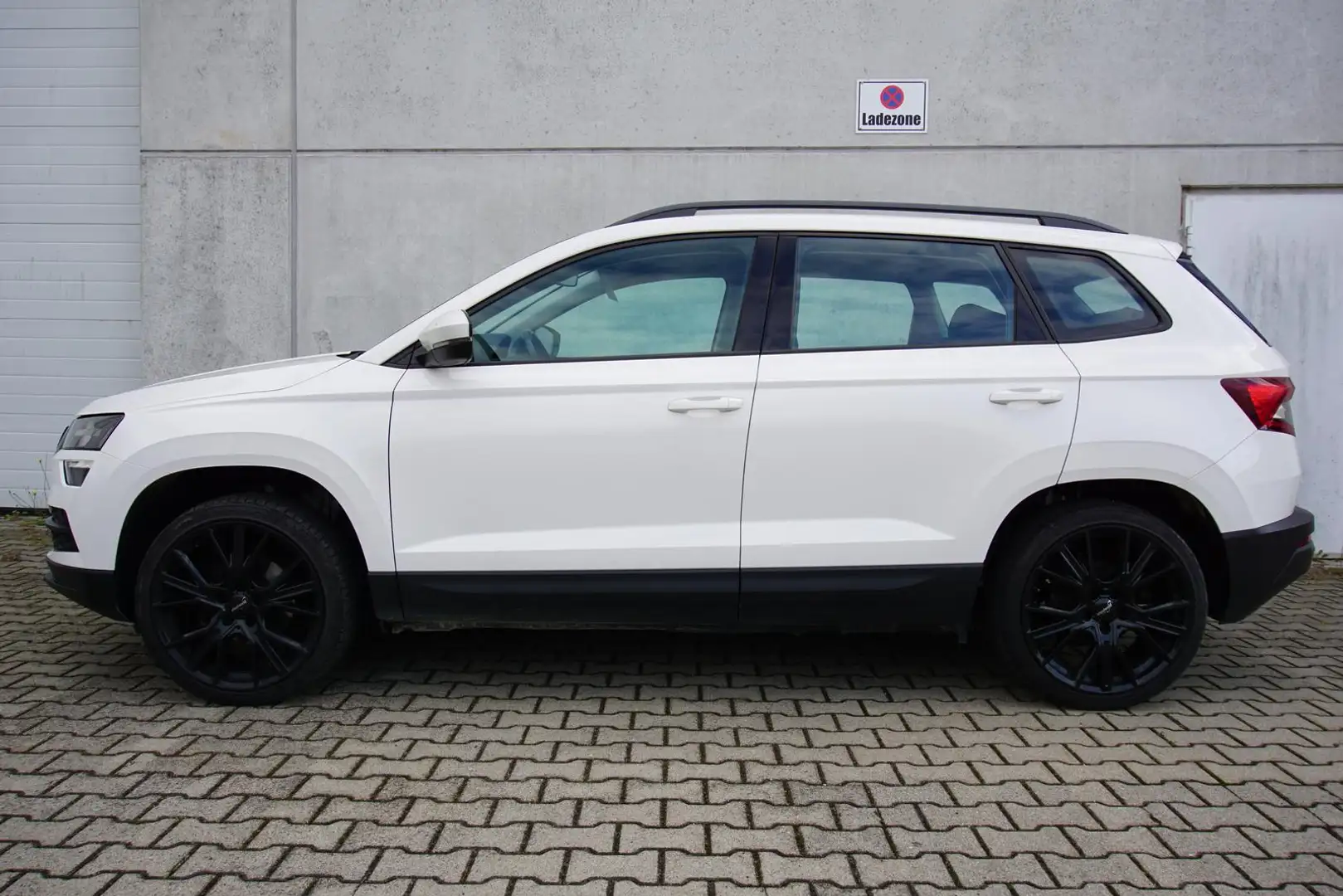 Skoda Karoq 1.5TSI DSG Ambition Navi/MirrorLi PDC SHZ Blanc - 2