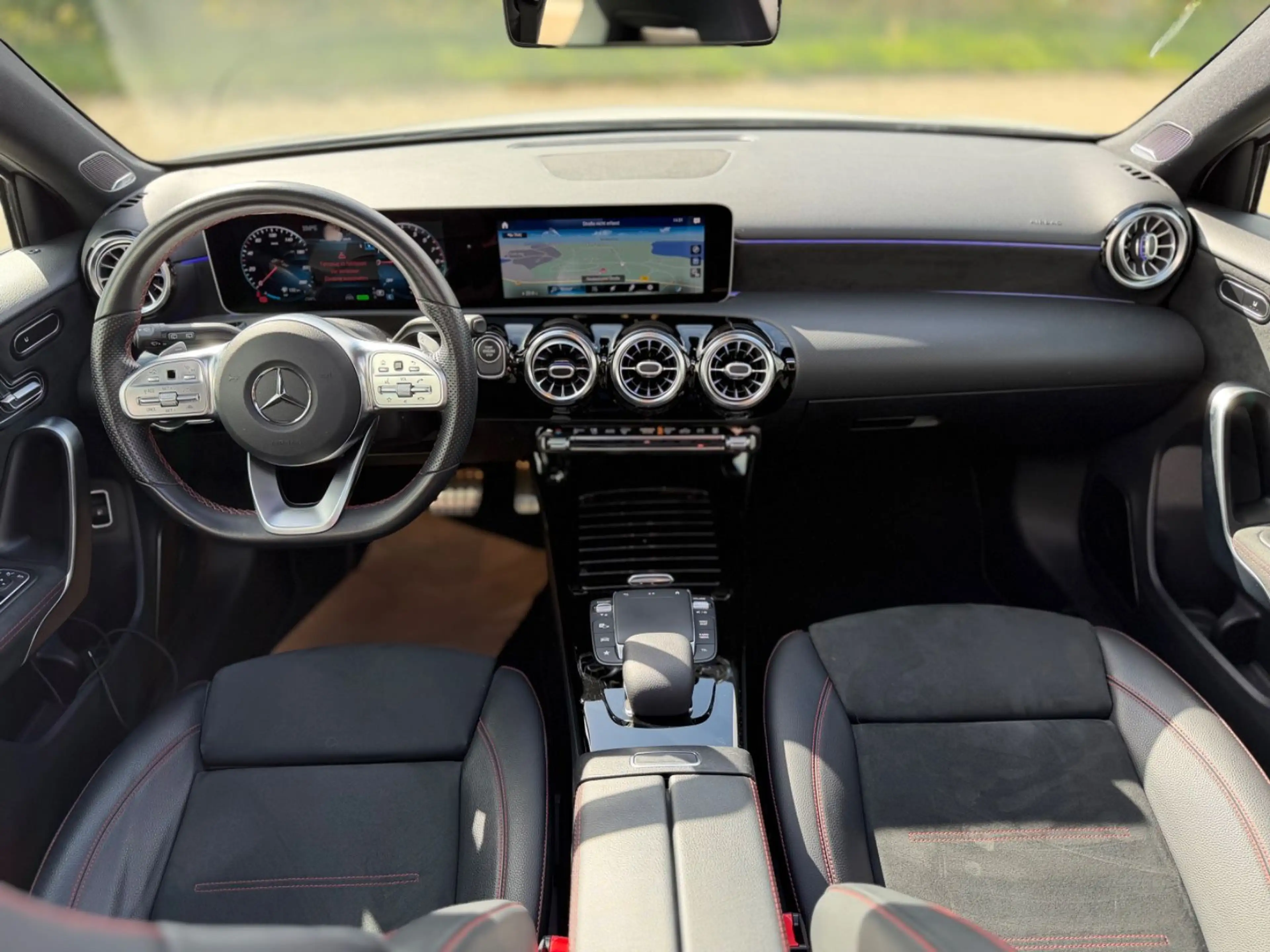 Mercedes-Benz A 250 e AMG Pano Burme Night Memory MBeam ACC — photo 10