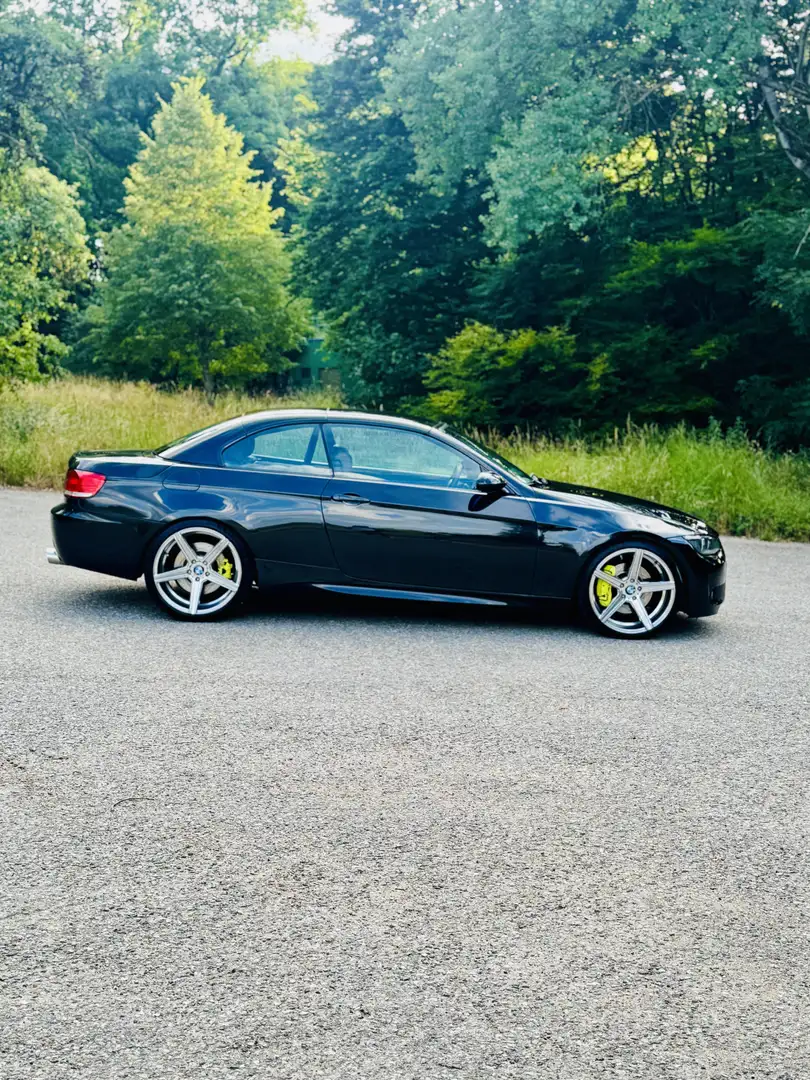 BMW 330 ab werk M-Paket Schwarz - 1