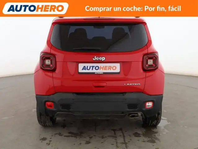 Jeep Renegade view 5