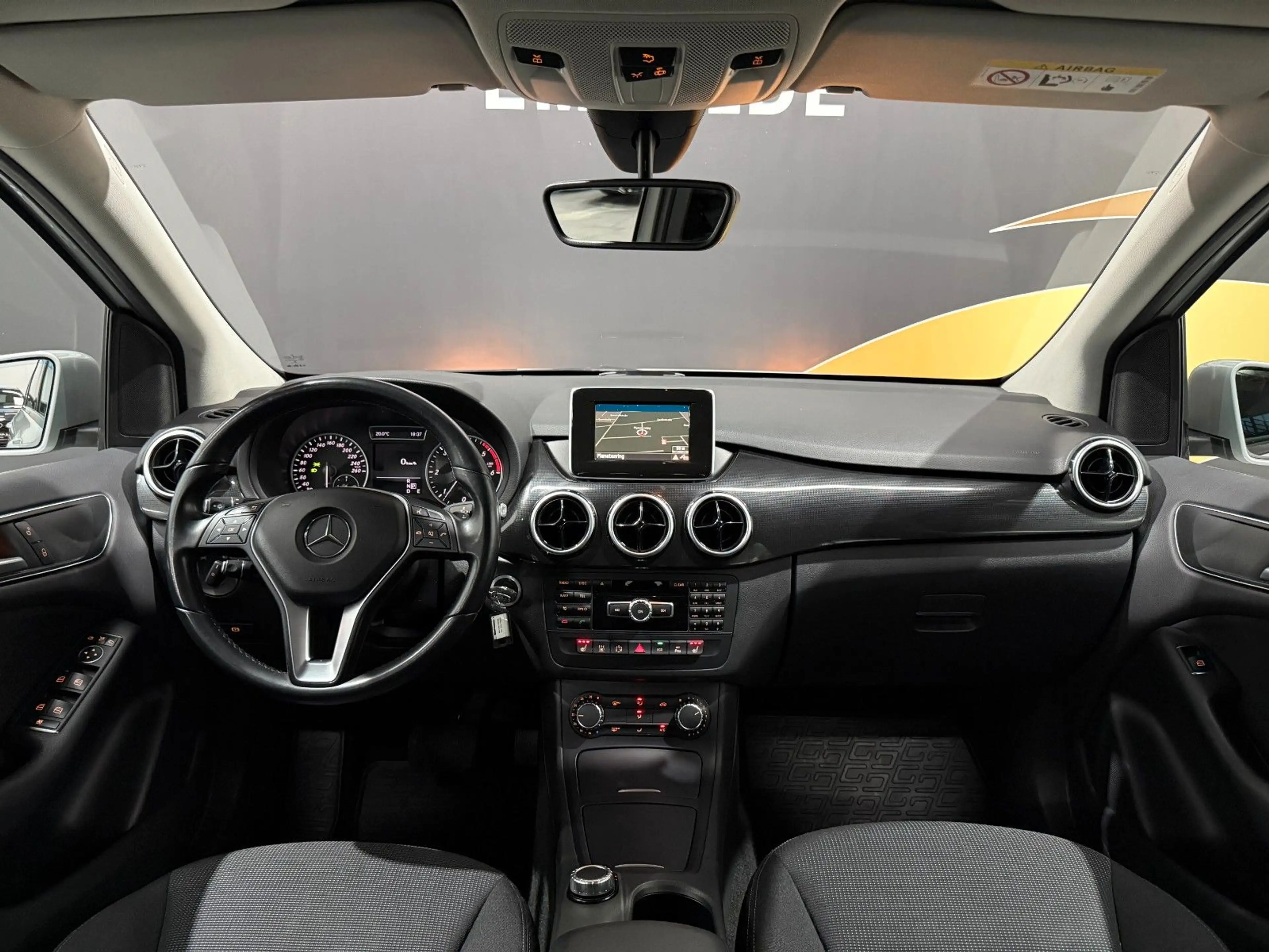 Mercedes-Benz B 220 CDI *Start/Stop*Navi*Standh.*Sitzh.*Kamera — photo 9