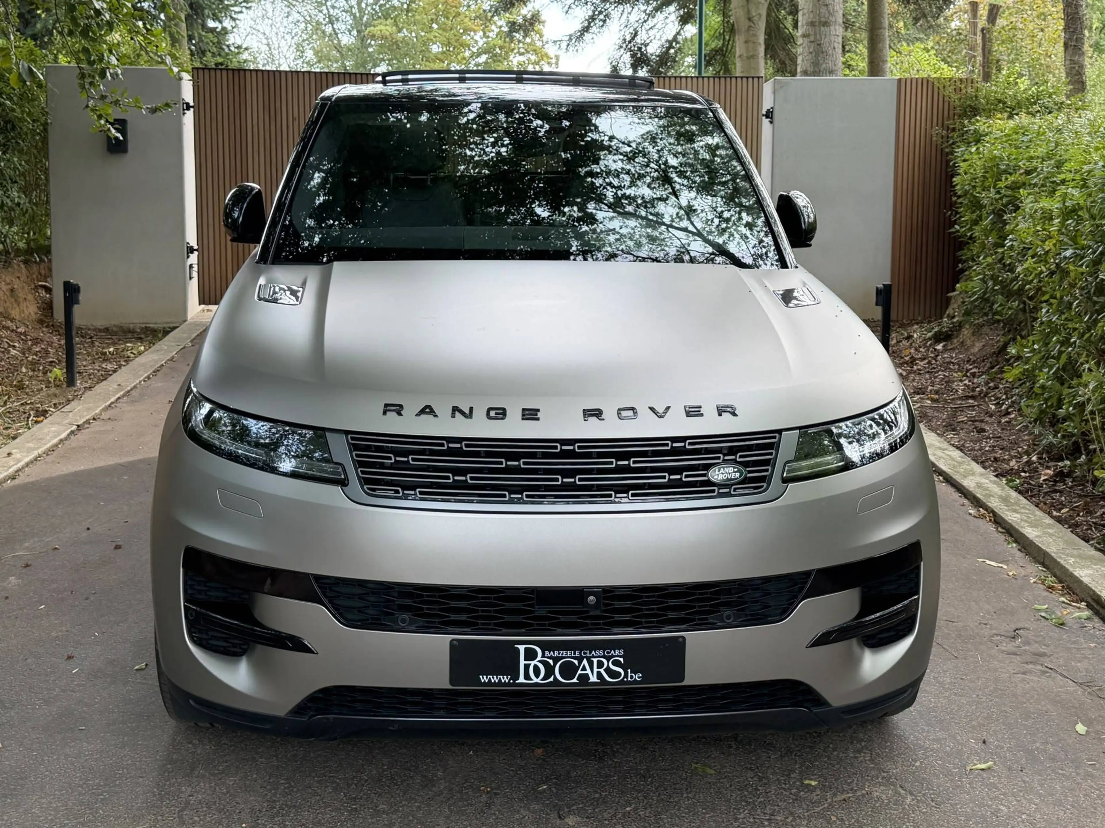 Land Rover Range Rover Sport Range Rover Sport 3.0 P400 Pano-Trekhaak-22" — photo 2