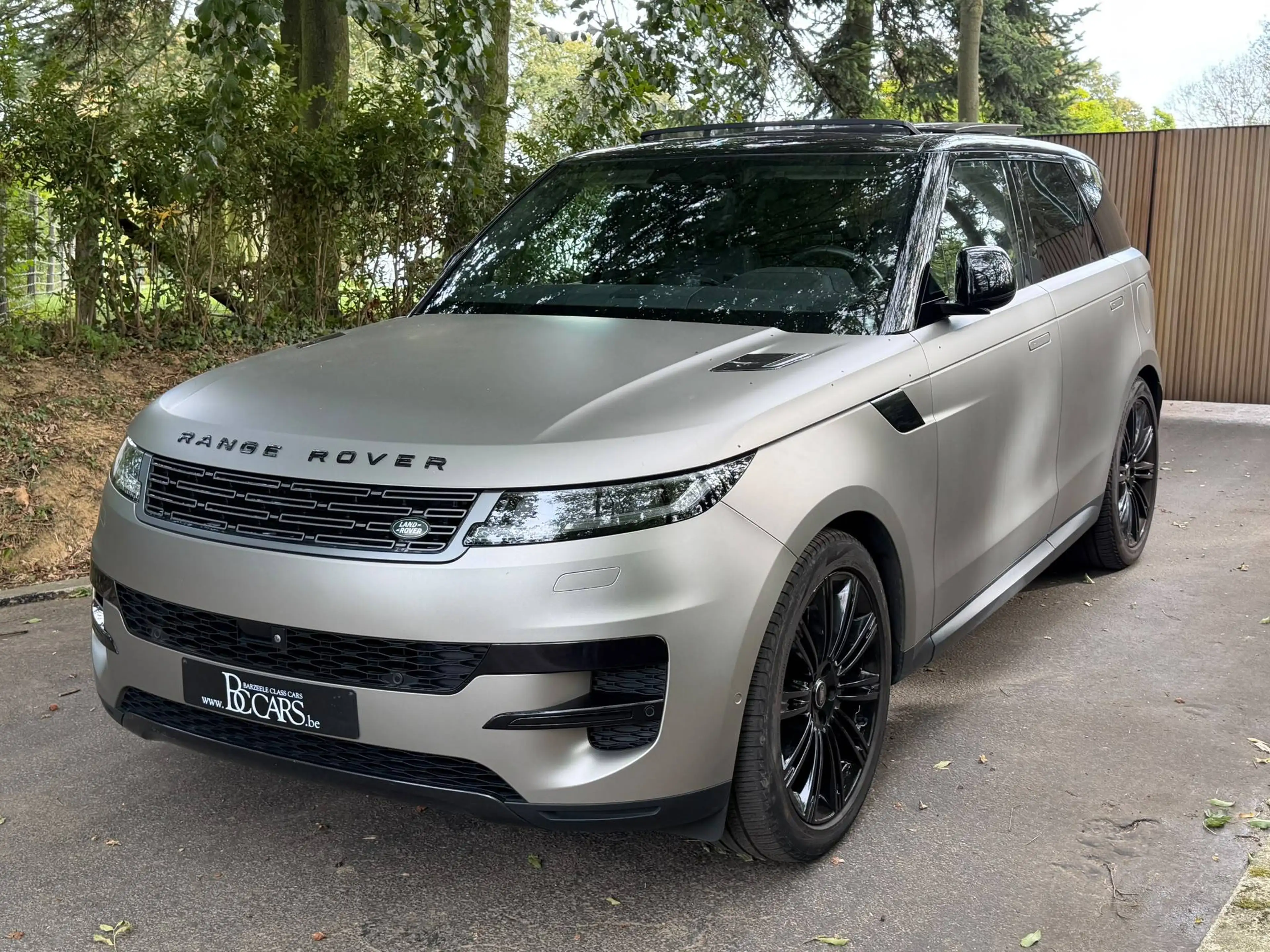 Land Rover Range Rover Sport Range Rover Sport 3.0 P400 Pano-Trekhaak-22" — photo 3