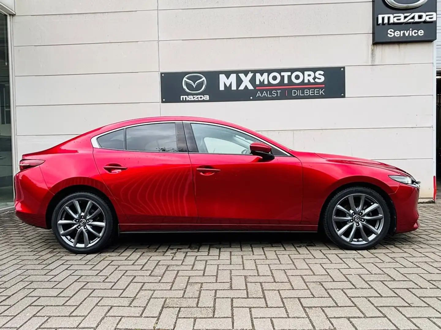 Mazda 3 122pk Mild Hybrid Skycruise * FULL OPTION Rood - 2