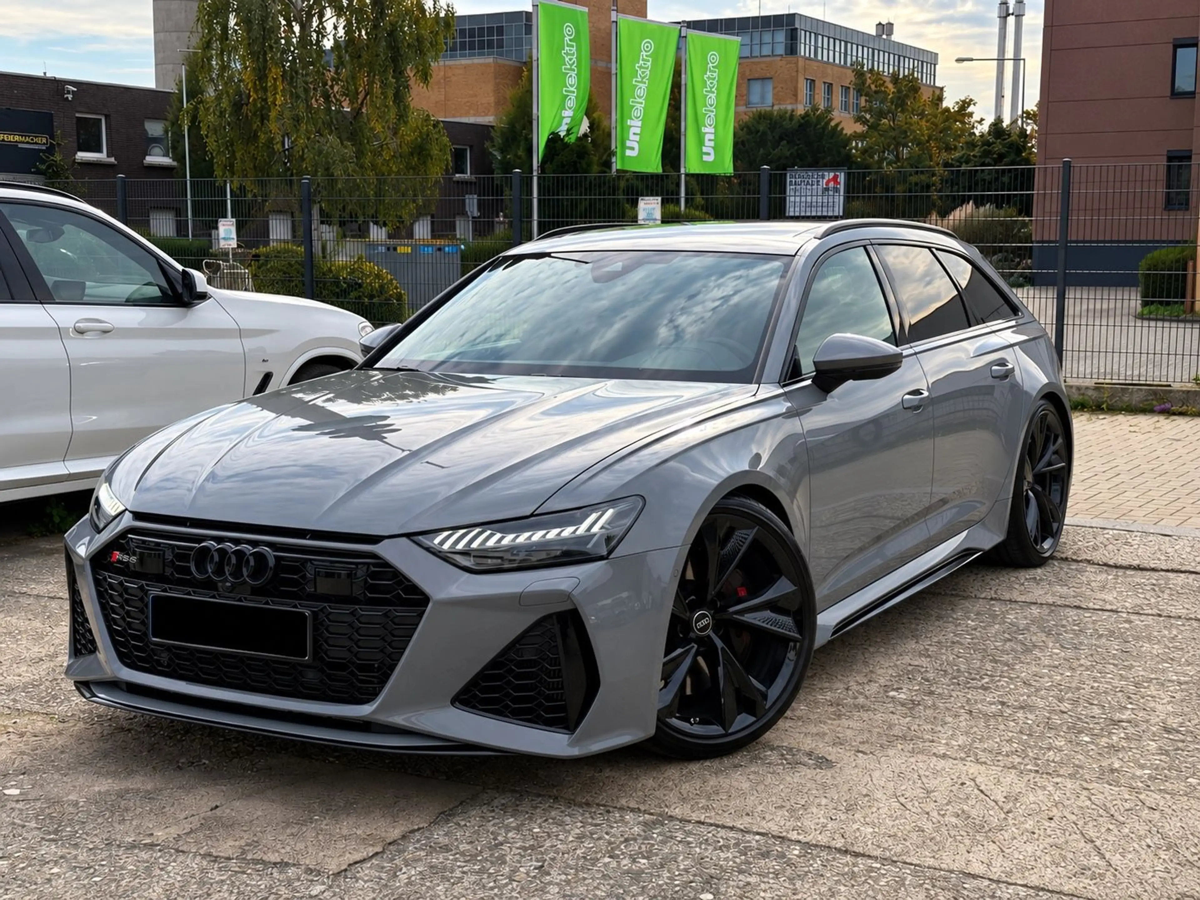 Audi RS6 Avant 4.0 TFSI quattro/360°/Pano/Memo/ACC