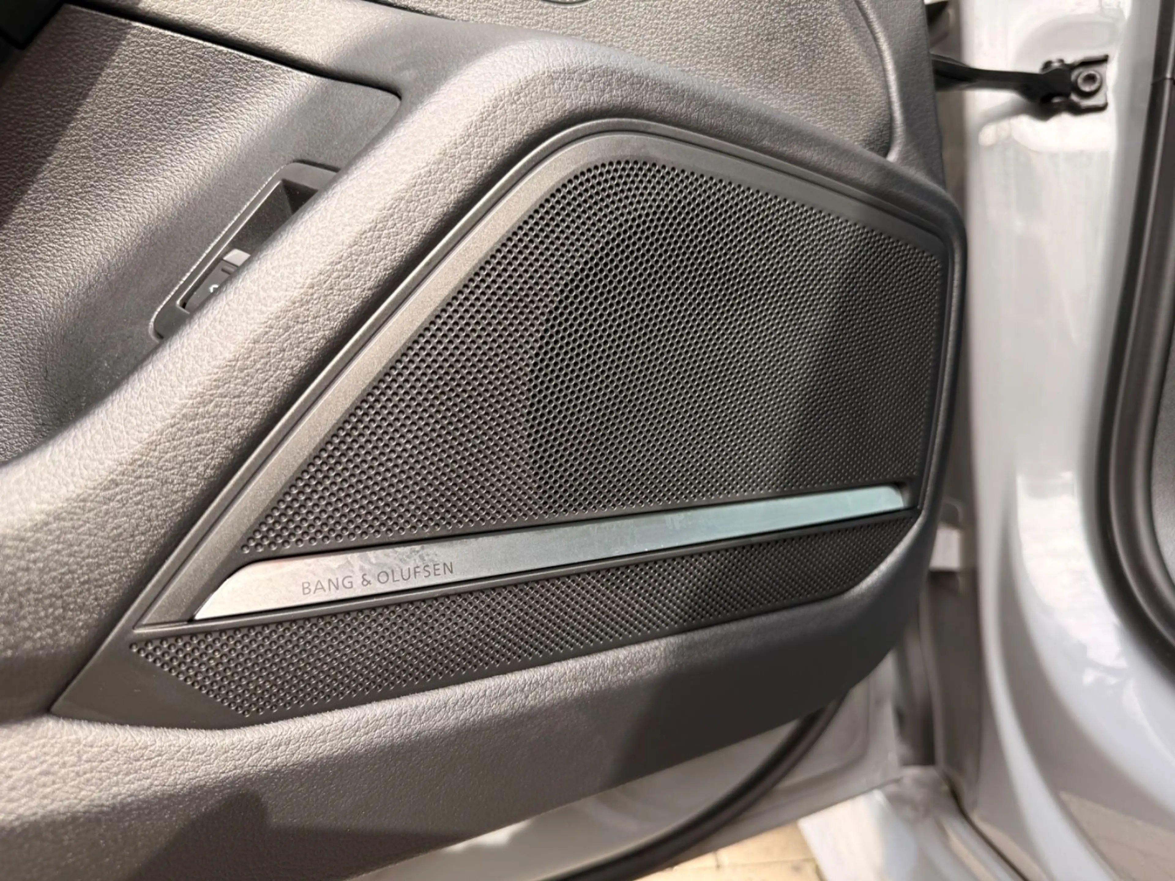 Audi RS6 Avant 4.0 TFSI quattro/360°/Pano/Memo/ACC — photo 8