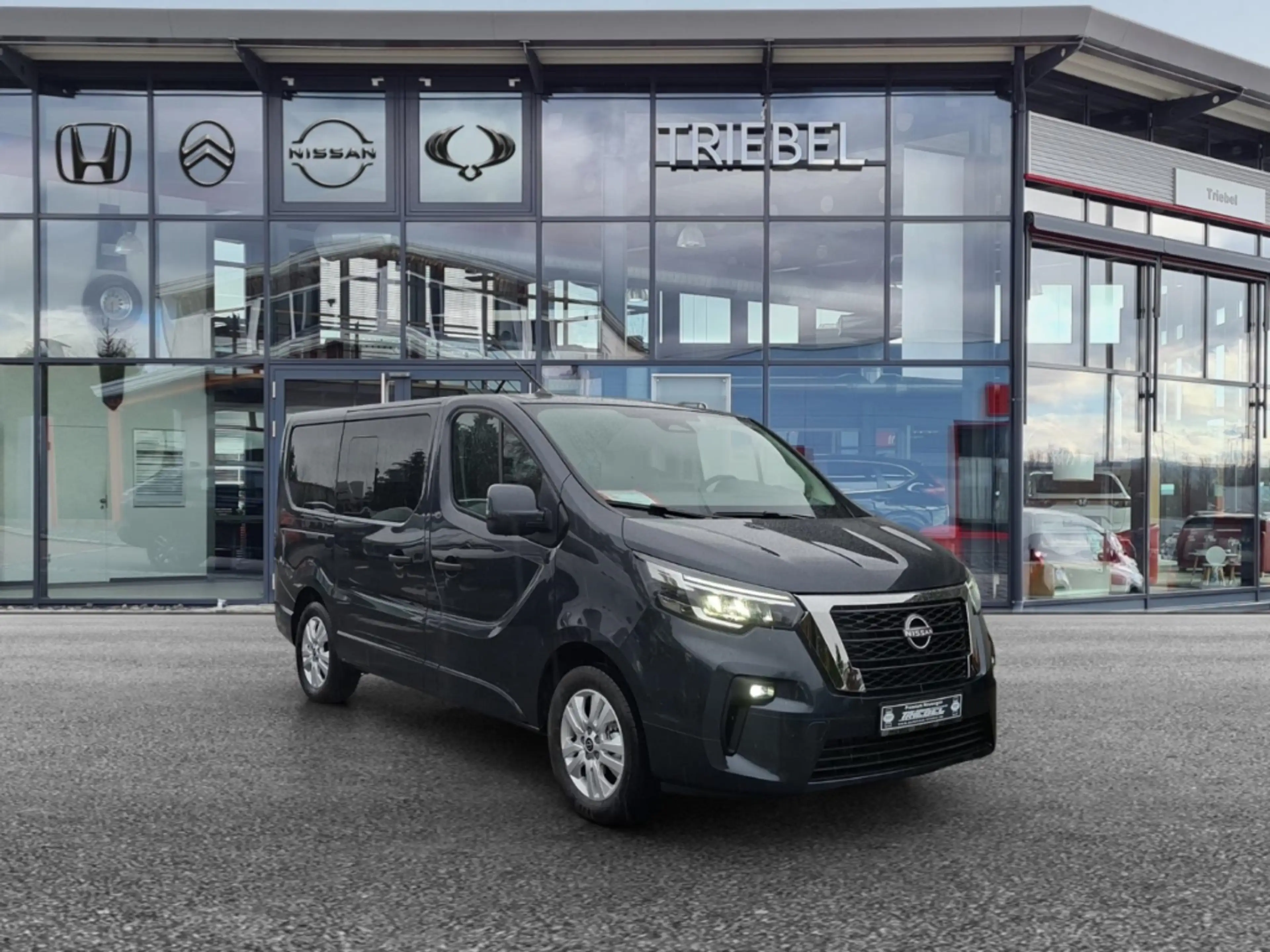 Nissan Primastar Tekna Kombi L1H1 170 dCi °LED°Navi°RFK° — photo 2