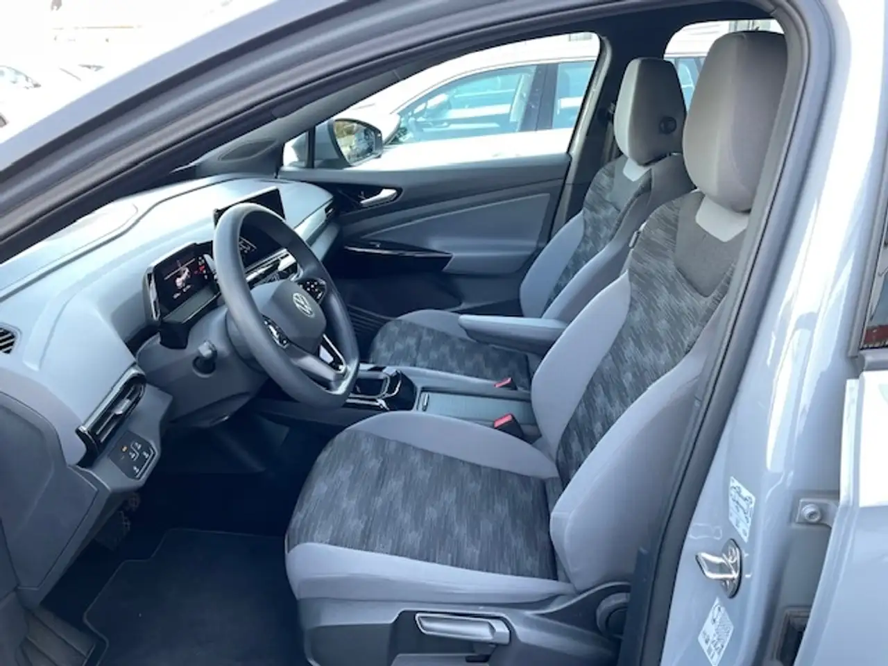 Volkswagen ID.4 Pure Navi LED Apple CarPlay Android Auto Klimaauto 10