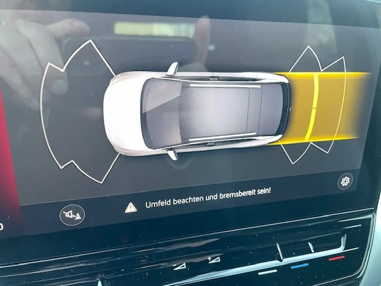 Volkswagen ID.4 Pure Navi LED Apple CarPlay Android Auto Klimaauto 17
