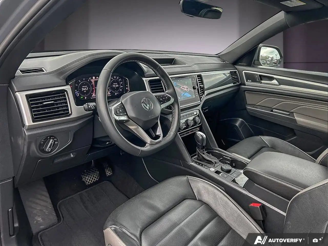 Volkswagen Atlas снимка Volkswagen Atlas