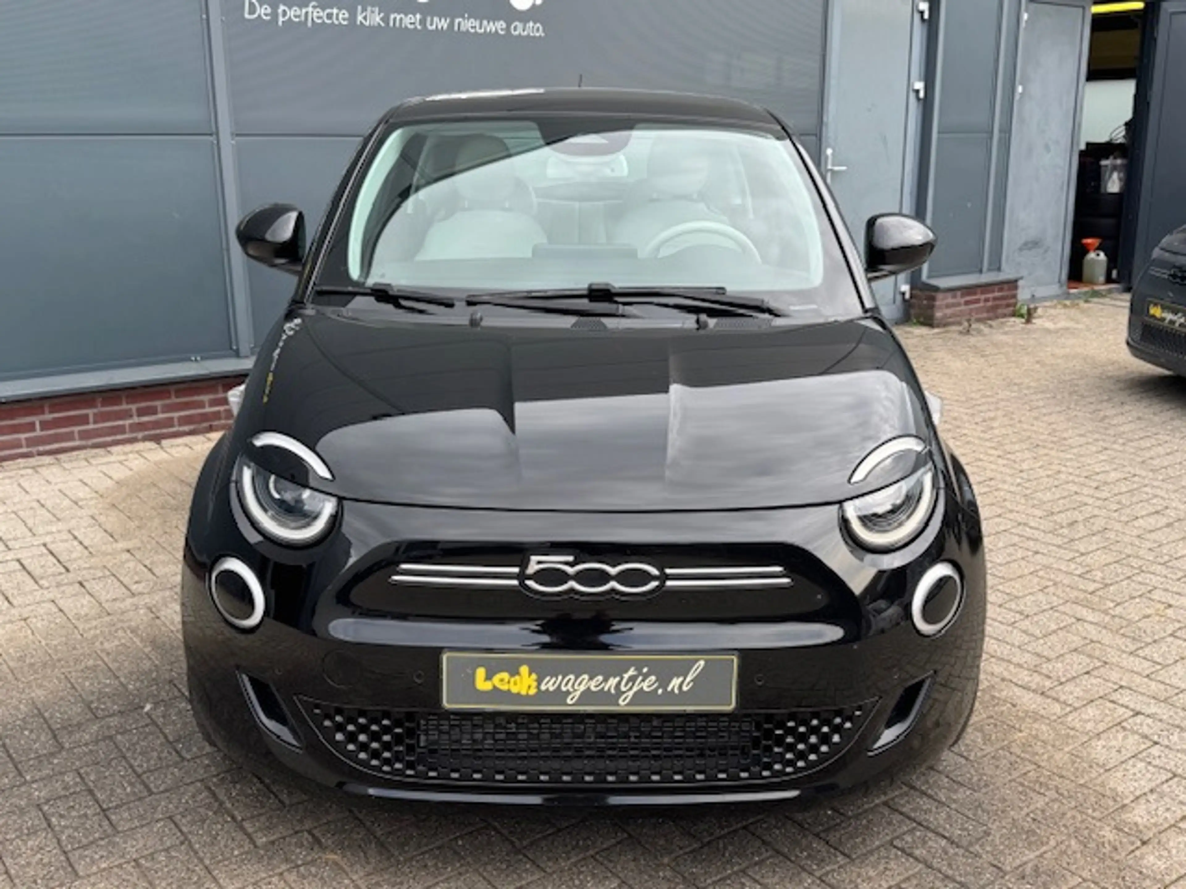Fiat 500e La Prima 42 kWh *pano *camera *carplay *leder etc. — photo 4